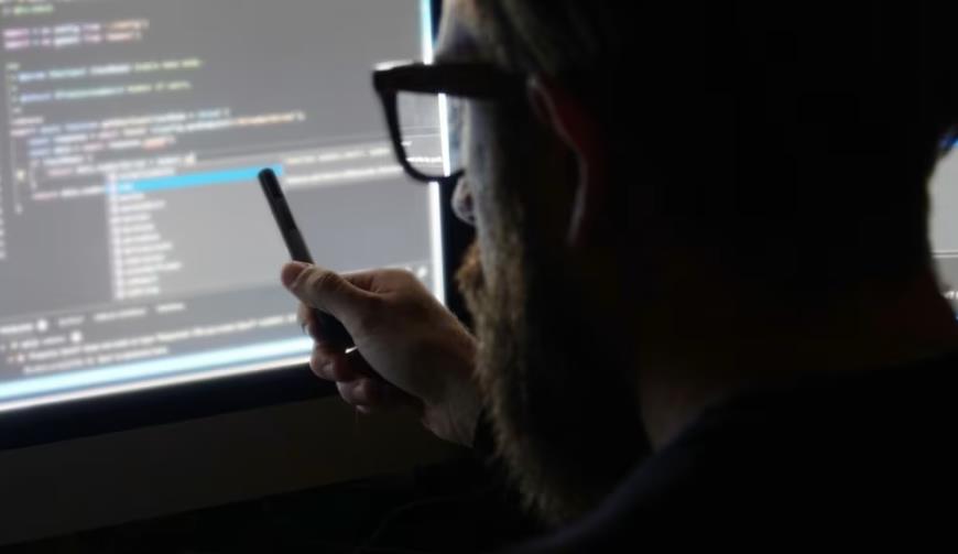 西青区小程序开发公司企业部署风险控制：合作伙伴储备模式的关键要素